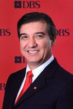 庞华毅（SEBASTIAN PAREDES）
