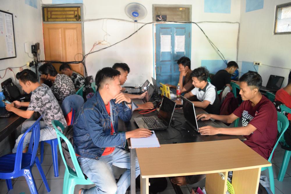 Students learning digital skills and use of technology
