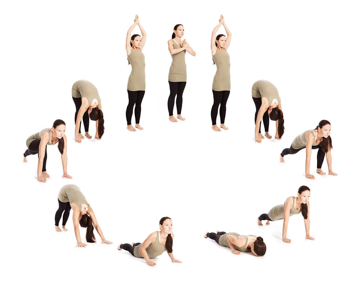 Gerakan yoga Surya Namaskar bisa dilakukan dalam waktu 10 menit, efektif menurunkan berat badan.