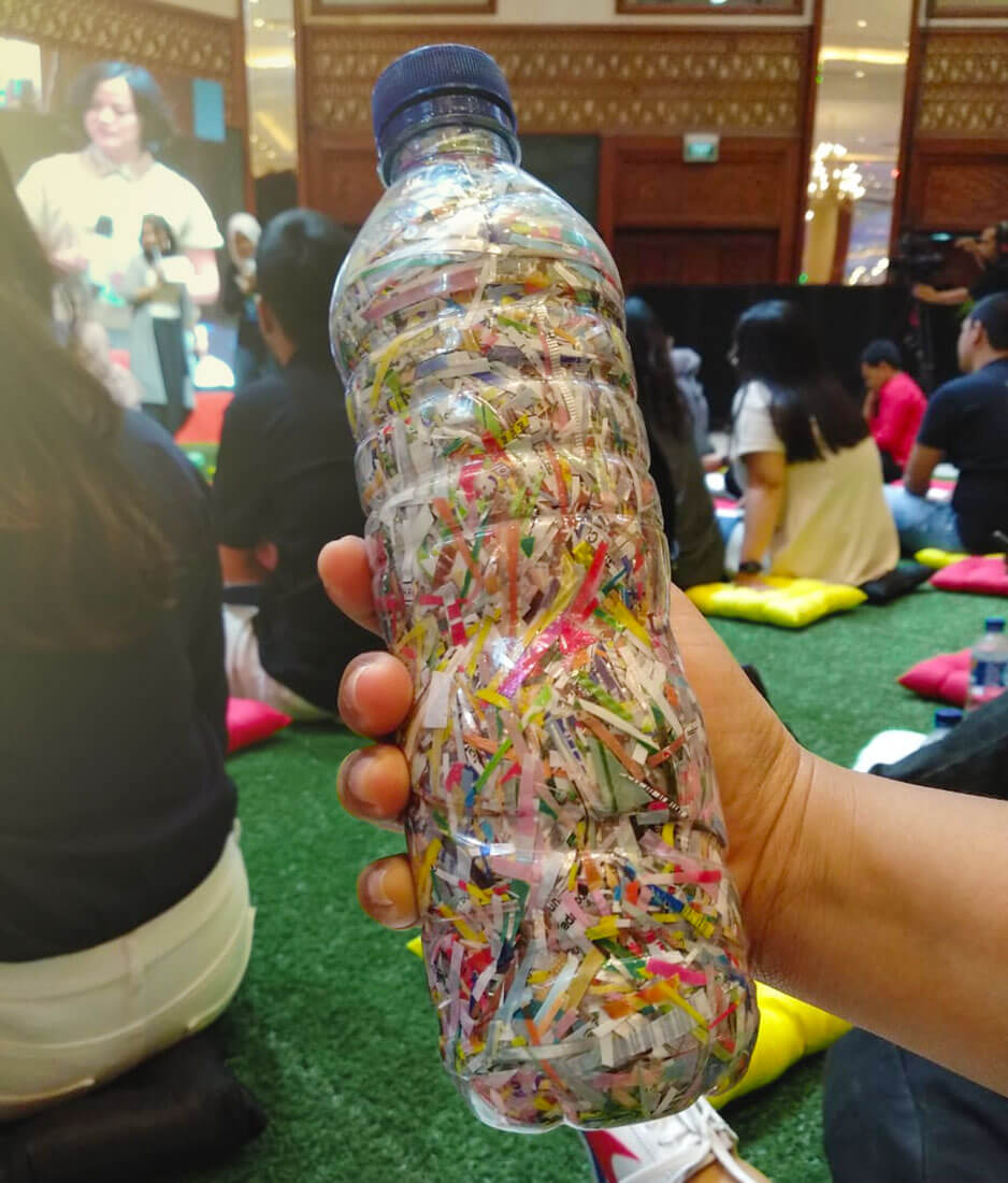 Menyulap Sampah Jadi Kerajinan  Plastik Layak Dicoba 